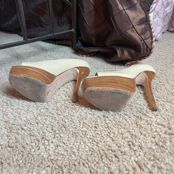 Alice & Olivia Peep Toe Stilettos - Picture 4 of 6